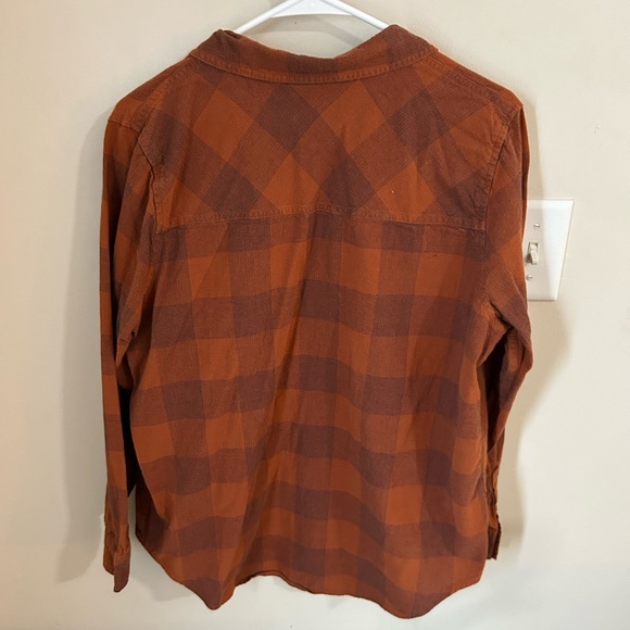 Universal Thread Flannel - Picture 2 of 3